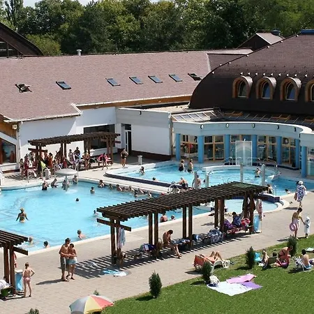 Geri Apartament Mezőkövesd